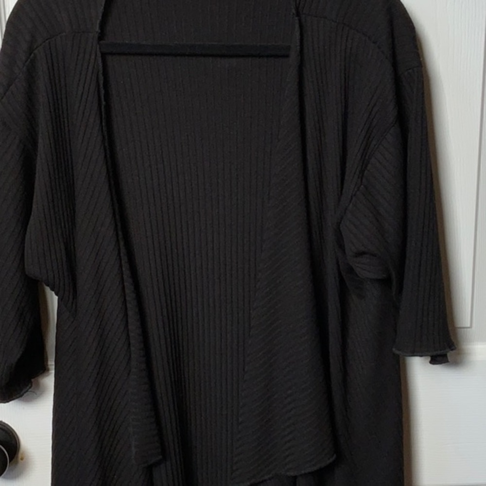 Lularoe small black ribbed Shirley!